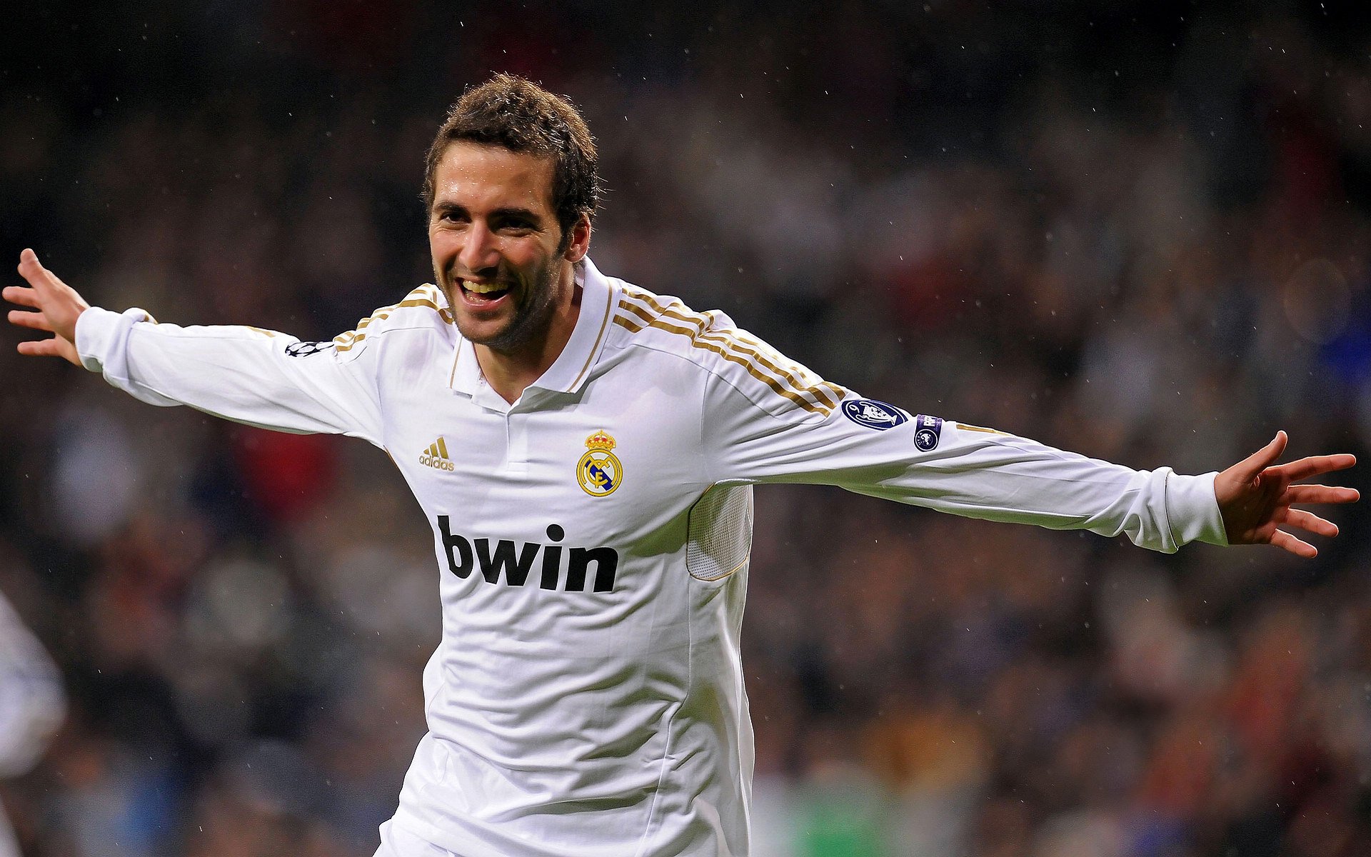 “新加坡泳池，谁将成为2025世界游泳锦标赛的新一代王者？”